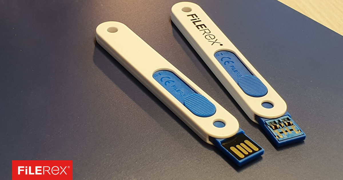 Fünf 5 USB Stick statt Hülle zum abheften im Ordner von Filerex statt USBfix von Trivtec